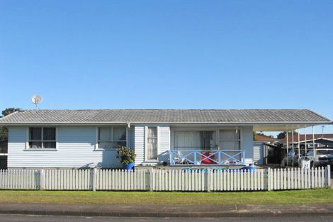 Photo of property in 21 Cargill Street, Papakura, 2110