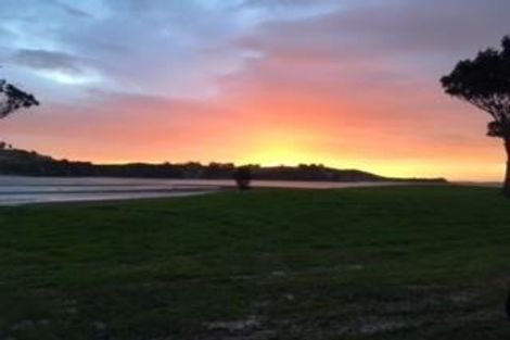 Photo of property in 540 Kawakawa-orere Road, Orere Point, Papakura, 2585