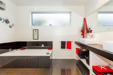 Photo of property in 30 Irwin Logan Drive, Mosgiel, 9024