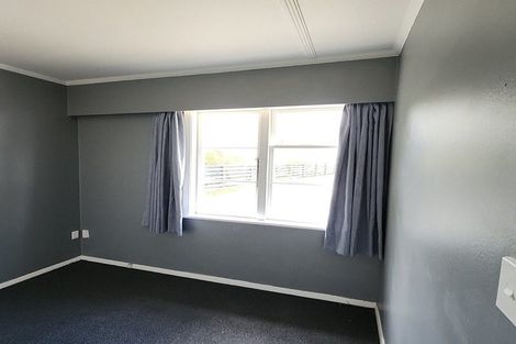 Photo of property in 3b Kopara Grove, Stokes Valley, Lower Hutt, 5019