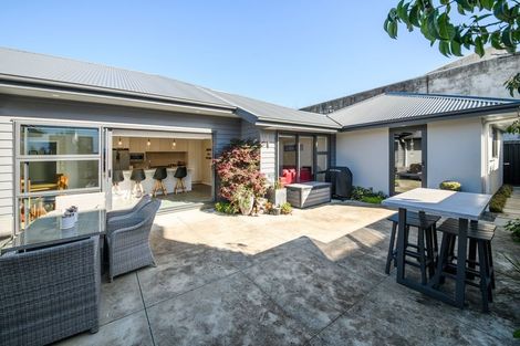 Photo of property in 9b North Street, Palmerston North, 4410