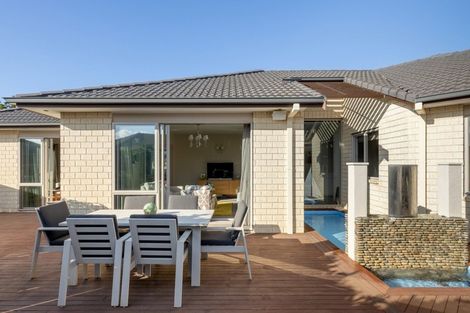 Photo of property in 92 Tuihana Drive, Papamoa Beach, Papamoa, 3118