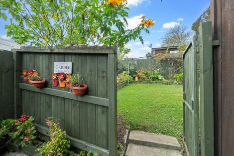 Photo of property in 103c Woodglen Road, Glen Eden, Auckland, 0602