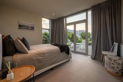 Photo of property in 35 Ridgecrest, Wanaka, 9305