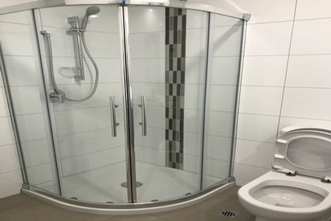 Photo of property in Apollo Apartments, 201/46 Rosedale Road, Rosedale, Auckland, 0632