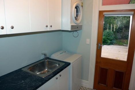 Photo of property in 5 Kowhai Road, Bluff Hill, Napier, 4110