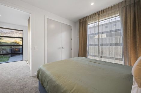 Photo of property in 33 Alps View Place, Lake Hayes, Queenstown, 9304