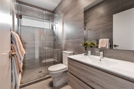 Photo of property in 69 Nobilo Road, Kumeu, 0810