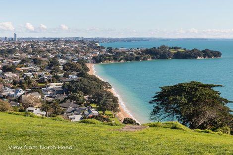 Photo of property in 2/103 Vauxhall Road, Narrow Neck, Auckland, 0624