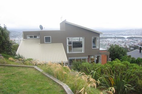 Photo of property in 4 Lyons Crescent, Strathmore Park, Wellington, 6022