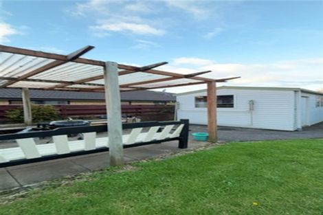 Photo of property in 27a Wellington Street, Pukekohe, 2120