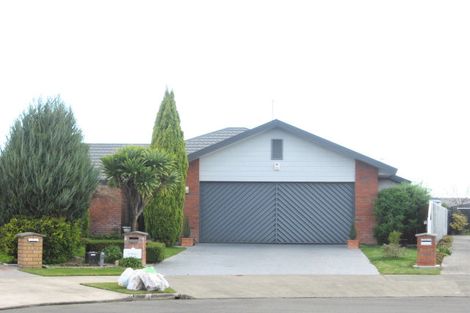 Photo of property in 17 Hyatt Grove, Greenmeadows, Napier, 4112