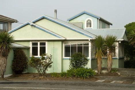 Photo of property in 257 Marine Parade, New Brighton, Christchurch, 8061
