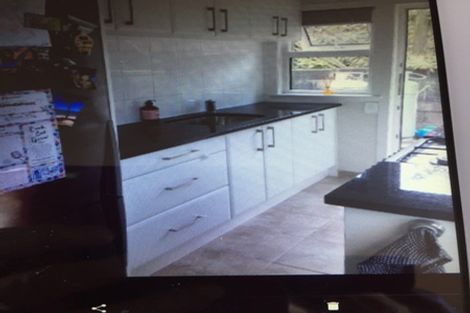 Photo of property in 1/20 Kauri Road, Birkenhead, Auckland, 0626