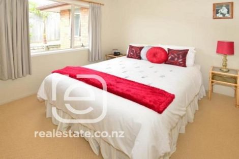 Photo of property in 4 Neaptide Close, Red Beach, 0932