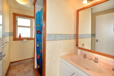 Photo of property in 17 Nottingham Crescent, Calton Hill, Dunedin, 9012