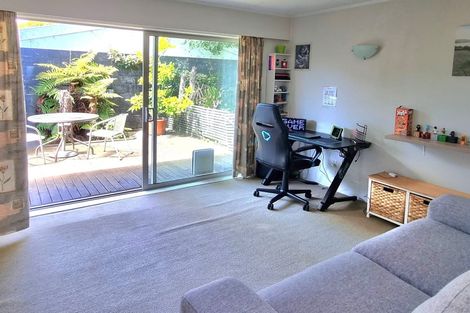 Photo of property in 2/8 Greenpark Street, Hoon Hay, Christchurch, 8025