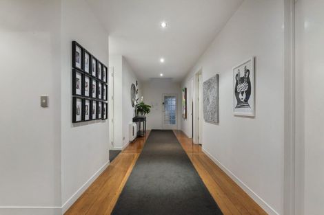 Photo of property in 233 Jervois Road, Herne Bay, Auckland, 1011