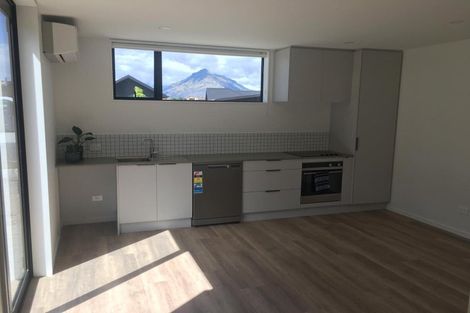 Photo of property in 22 Corriedale Road, Jacks Point, 9371