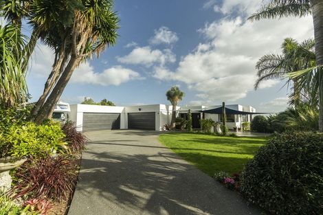 Photo of property in 1 Lort Point Lane, Whangarei Heads, Whangarei, 0174