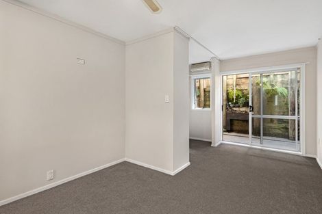 Photo of property in Avon Apartments, 3/313 The Terrace, Te Aro, Wellington, 6011
