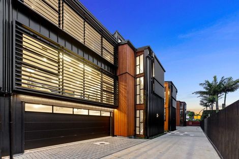 Photo of property in 7a Crete Avenue, Milford, Auckland, 0620