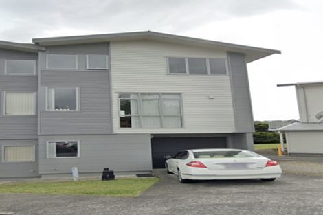 Photo of property in 7/15 Andersons Road, Oteha, Auckland, 0632