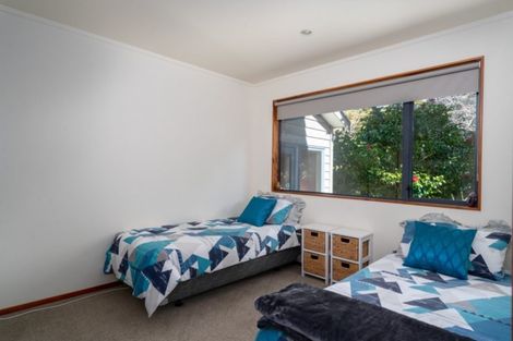 Photo of property in 22 Ewing Grove, Acacia Bay, Taupo, 3330