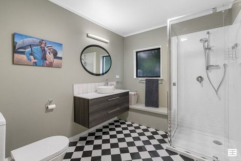 Photo of property in 1 Ruamoana Place, Omokoroa, 3114