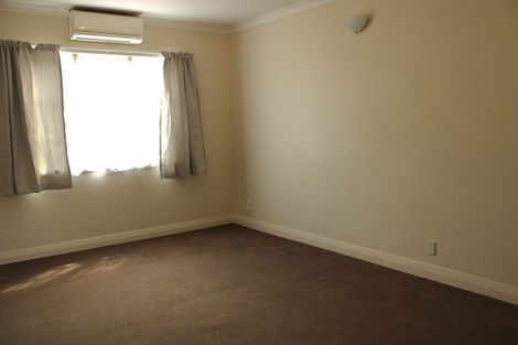 Photo of property in 88 Eden Street, Island Bay, Wellington, 6023