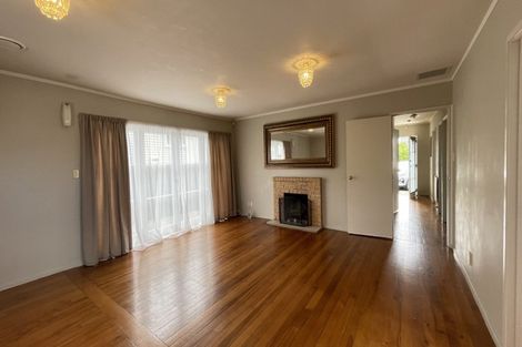 Photo of property in 6 Huxley Place, Glen Innes, Auckland, 1072