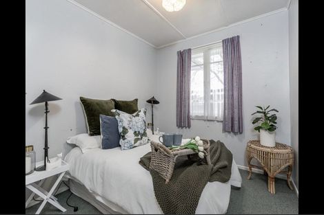 Photo of property in 52 Fergusson Street, Solway, Masterton, 5810