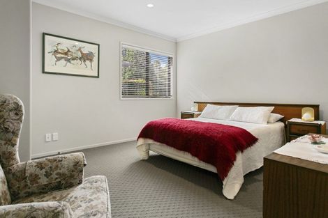 Photo of property in 19 Maple Grove, Acacia Bay, Taupo, 3385