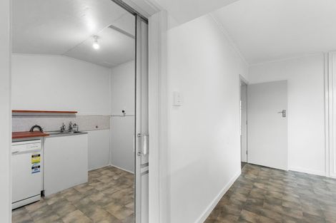 Photo of property in 136 Brookside Terrace, Bryndwr, Christchurch, 8053