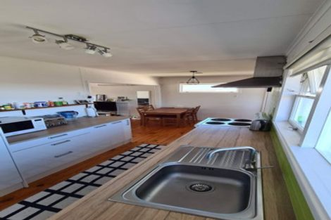 Photo of property in 1/23 William Souter Street, Forrest Hill, Auckland, 0620