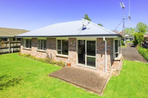 Photo of property in 30a Taylor Terrace, St Andrews, Hamilton, 3200