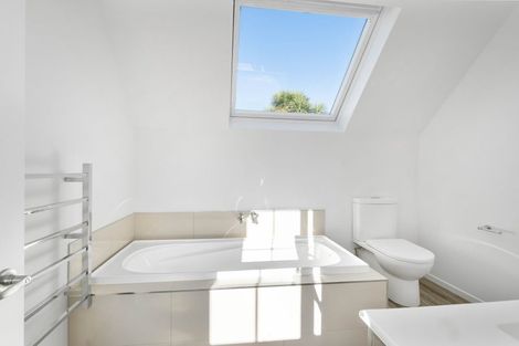 Photo of property in 2/53 Hamilton Avenue, Ilam, Christchurch, 8041