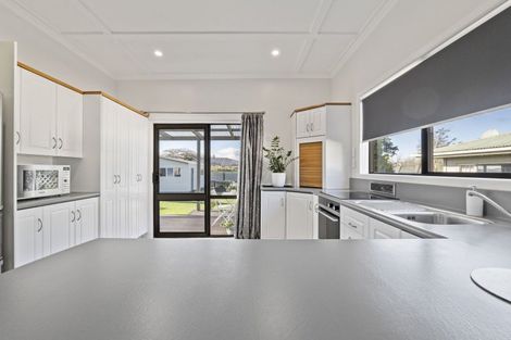 Photo of property in 92 Hamlet Street, Stratford, 4332