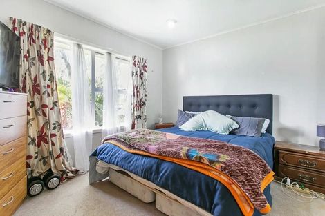 Photo of property in 15 Sterling Avenue, Manurewa East, Auckland, 2102