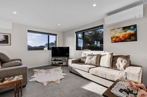 Photo of property in 3 Jules Crescent, Bell Block, New Plymouth, 4312