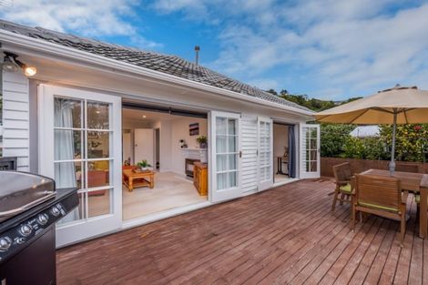 Photo of property in 16 Parnell Street, Fairfield, Lower Hutt, 5011