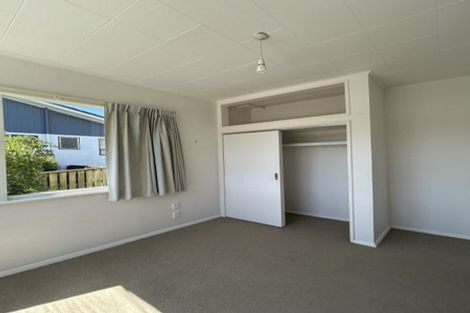 Photo of property in 2 Foyle Street, Island Bay, Wellington, 6023