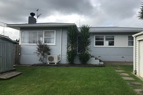 Photo of property in 1/20 O'donn Avenue, Beach Haven, Auckland, 0626