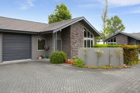 Photo of property in 23 Parata Street, Two Mile Bay, Taupo, 3330