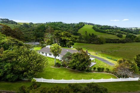 Photo of property in 286 Muriwai Valley Road, Muriwai, Waimauku, 0881
