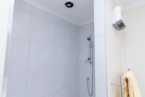 Photo of property in 10 Feist Street, Carterton, 5713