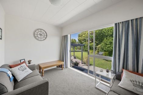 Photo of property in 47a Church Road, Taradale, Napier, 4112
