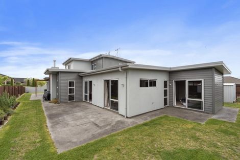 Photo of property in 72 Te Huia Drive, Flagstaff, Hamilton, 3210