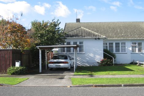 Photo of property in 3 Cole Street, Naenae, Lower Hutt, 5011