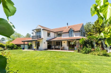 Photo of property in 12 Ritchie Place, Havelock North, 4130